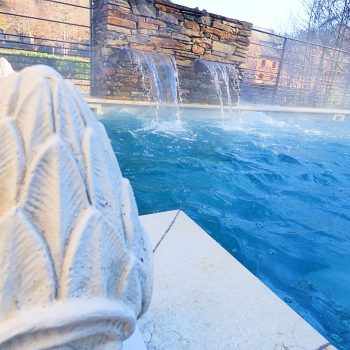 Spa romain bassin extérieur © Bagnols-les-Bains